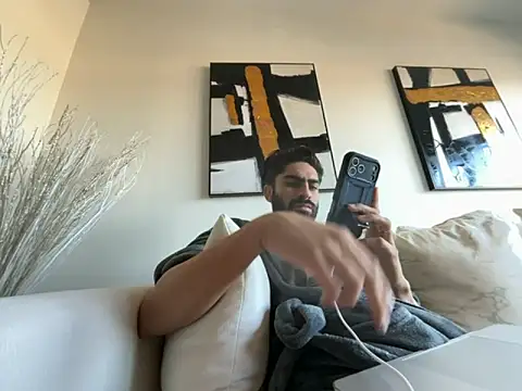 Snapshot of Carlos-195- chatting on 6, 10, 2025 Carlos-195- online show from 6, 10, 2025