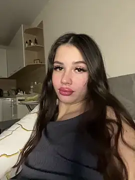 Snapshot of SofiaLaLight chatting on 24, 10, 2025 SofiaLaLight online show from 24, 10, 2025