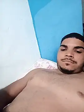 Snapshot of willsafado02 chatting on 24, 10, 2025 willsafado02 online show from 24, 10, 2025