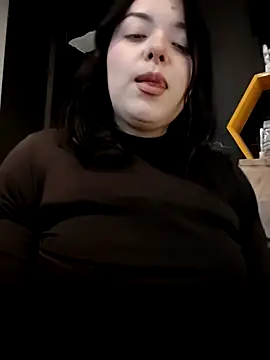 Chubbygrl20 online show from 7, 11, 2025