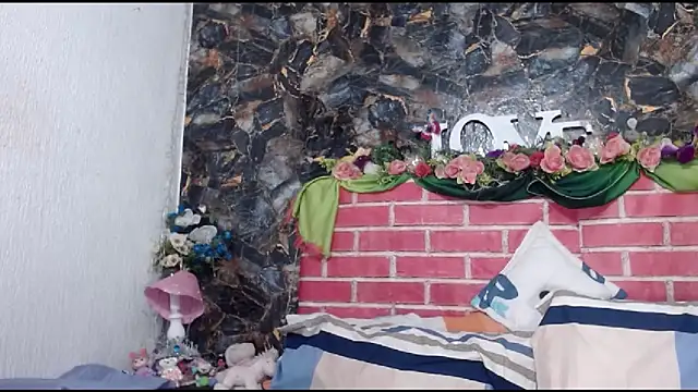 DesireDirtyTS   online show from 7, 2, 2026