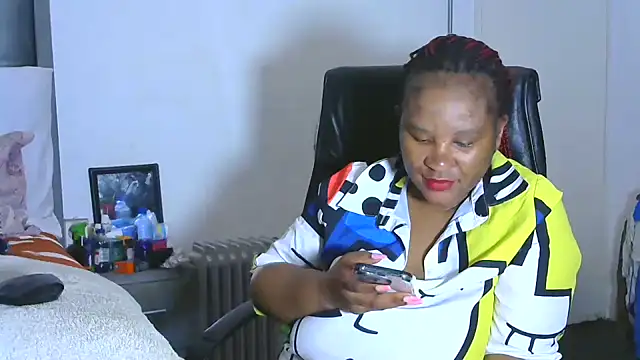 Bootyliciousbbw12 online show from 1, 2, 2025