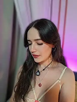 Kate Amaretto  online show from 5, 8, 2026