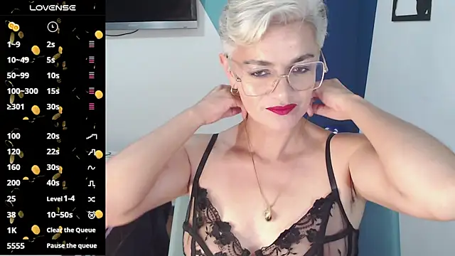 scarlett paris22 online show from 9, 3, 2025
