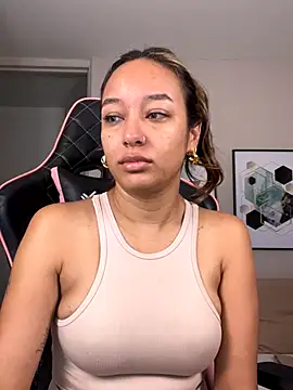 DianaHopson online show from 23, 9, 2025