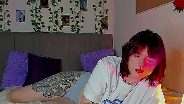 miss Lizzy online show from 25, 1, 2025