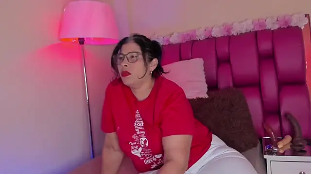 desire matture online show from 10, 1, 2025