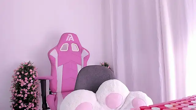 keissy rincon  online show from 11, 10, 2025