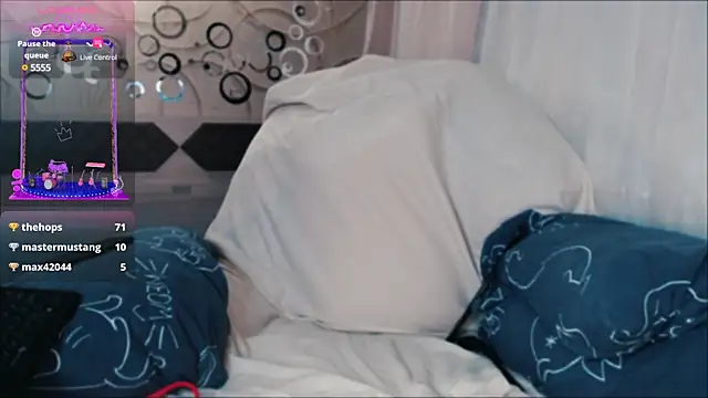 Snapshot of tia_meow chatting on 15, 1, 2025 tia meow online show from 15, 1, 2025