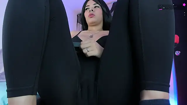 Snapshot of Mia_depp chatting on 24, 2, 2025 Mia depp online show from 24, 2, 2025