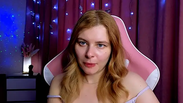 Snapshot of Day-off chatting on 4, 10, 2025 Day-off online show from 4, 10, 2025