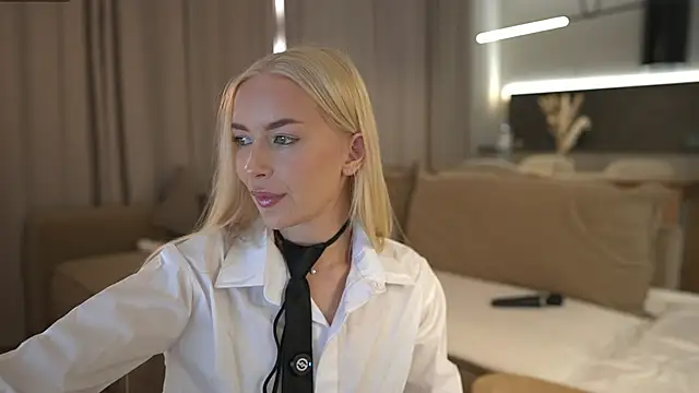 Snapshot of eva_m1racle_ chatting on 27, 2, 2026 eva m1racle online show from 27, 2, 2026