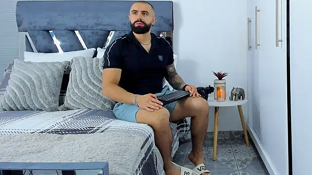 Zack Froone online show from 15, 11, 2025