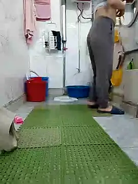 I AM NOT A SLUT online show from 20, 1, 2025