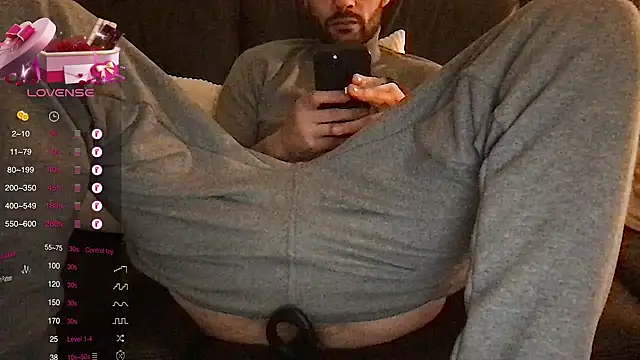 Snapshot of athenphysics chatting on 6, 12, 2024 athenphysics online show from 6, 12, 2024