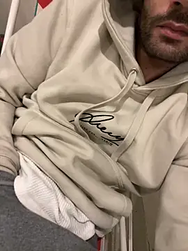 Snapshot of athenphysics chatting on 10, 1, 2025 athenphysics online show from 10, 1, 2025