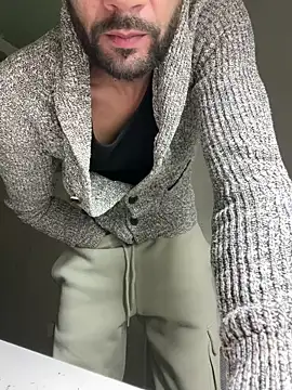 Snapshot of athenphysics chatting on 11, 11, 2025 athenphysics online show from 11, 11, 2025