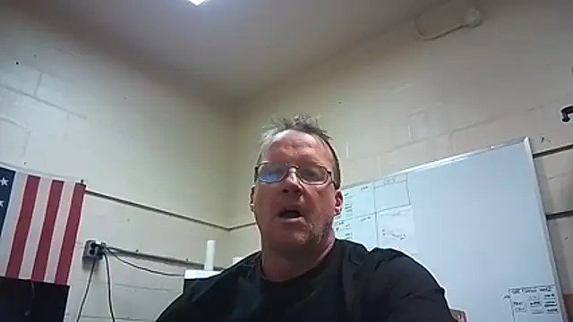 Cockrub1 online show from 4, 12, 2025