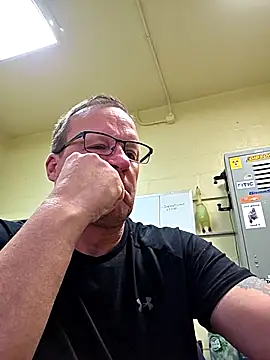 Cockrub1 online show from 6, 3, 2026