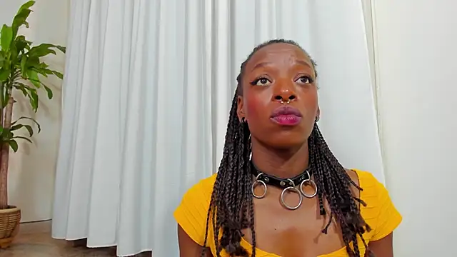 Coco Kiss online show from 12, 2, 2025