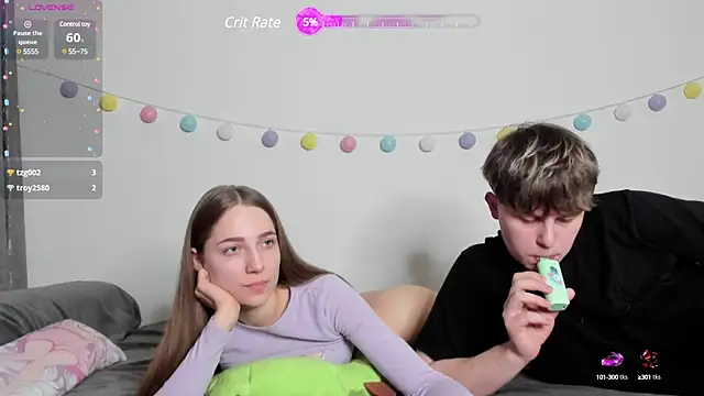 Snapshot of Emily_and_Ilumi chatting on 15, 1, 2025 Emily and Ilumi online show from 15, 1, 2025