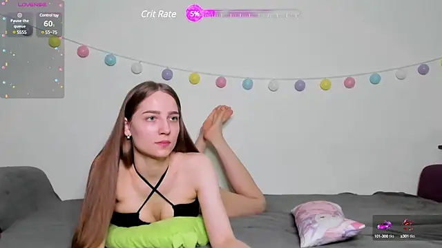 Snapshot of Emily_and_Ilumi chatting on 9, 2, 2025 Emily and Ilumi online show from 9, 2, 2025