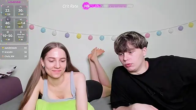 Snapshot of Emily_and_Ilumi chatting on 17, 2, 2025 Emily and Ilumi online show from 17, 2, 2025