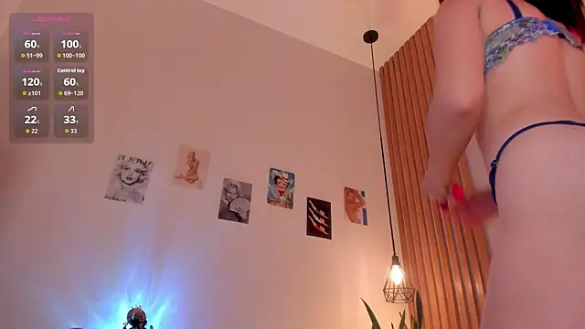 PawgGirl18 online show from 21, 7, 2026