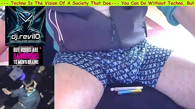 Snapshot of RevilO1180 chatting on 17, 6, 2026 RevilO1180 online show from 17, 6, 2026