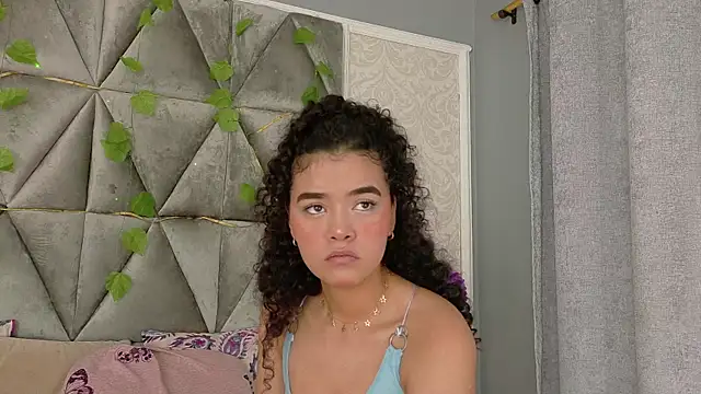 Angela lovee online show from 24, 2, 2025