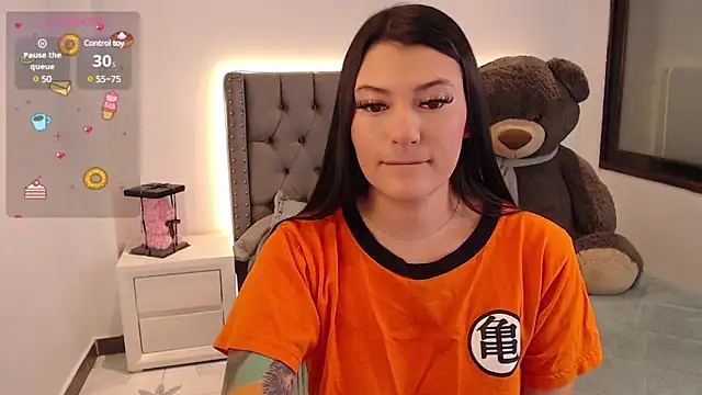 Nicols66 online show from 18, 2, 2025