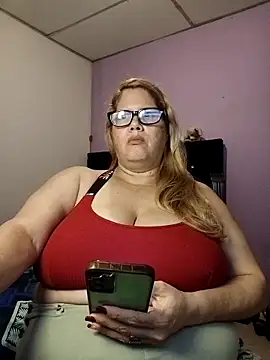 EllisW8 online show from 18, 4, 2026