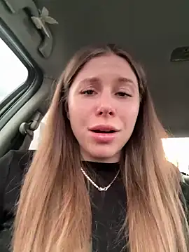 Snapshot of MilissaSee chatting on 2, 3, 2025 MilissaSee online show from 2, 3, 2025