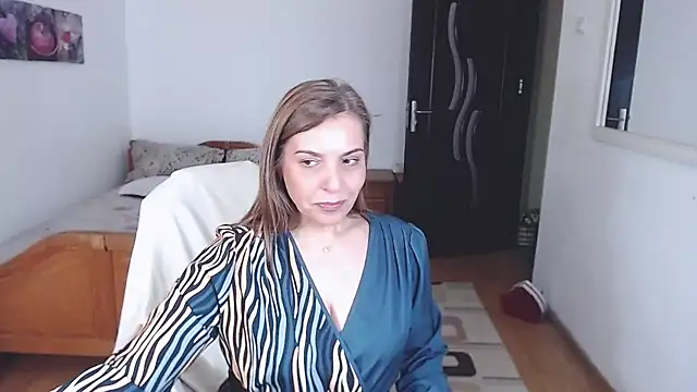 evamaria2024 online show from 24, 11, 2025