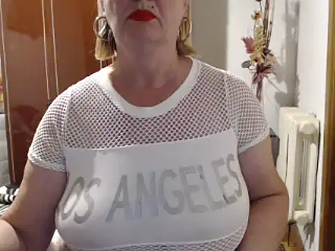 Secretfox online show from 26, 9, 2025