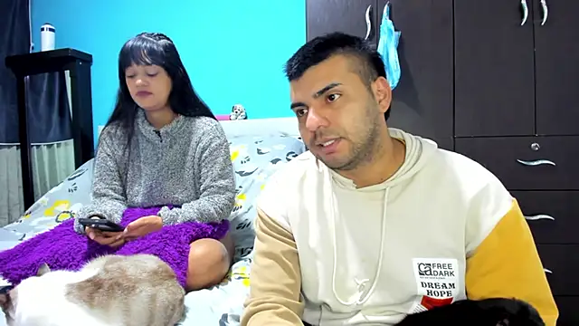 2ScarletandRyan8 online show from 5, 11, 2025