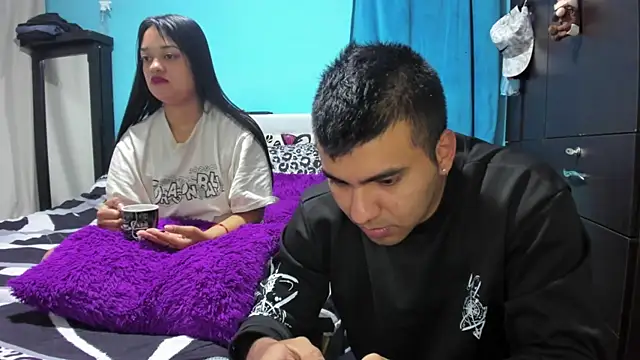 2ScarletandRyan8 online show from 22, 5, 2026