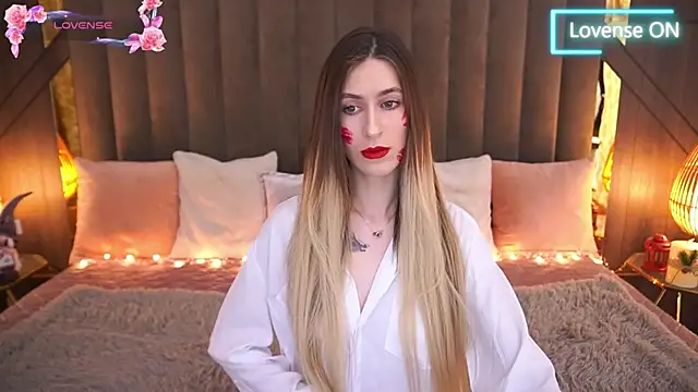 Snapshot of Sexy_Lava chatting on 14, 2, 2025 Sexy Lava online show from 14, 2, 2025
