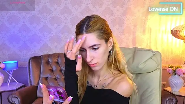 Snapshot of Sexy_Lava chatting on 1, 11, 2025 Sexy Lava online show from 1, 11, 2025