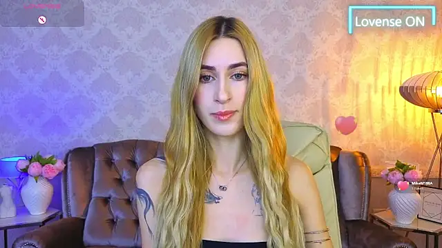 Snapshot of Sexy_Lava chatting on 5, 11, 2025 Sexy Lava online show from 5, 11, 2025