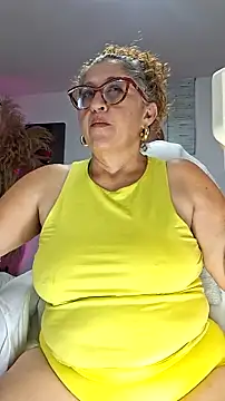 Snapshot of evelin_hott chatting on 4, 12, 2025 evelin hott online show from 4, 12, 2025