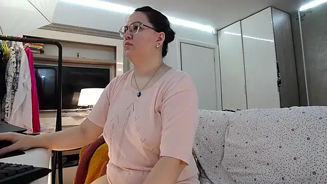 Snapshot of ILoveToFeelU chatting on 22, 6, 2026 ILoveToFeelU online show from 22, 6, 2026