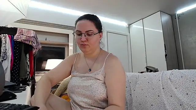 Snapshot of ILoveToFeelU chatting on 24, 6, 2026 ILoveToFeelU online show from 24, 6, 2026
