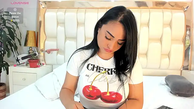 Snapshot of alana-then chatting on 6, 3, 2025 alana-then online show from 6, 3, 2025