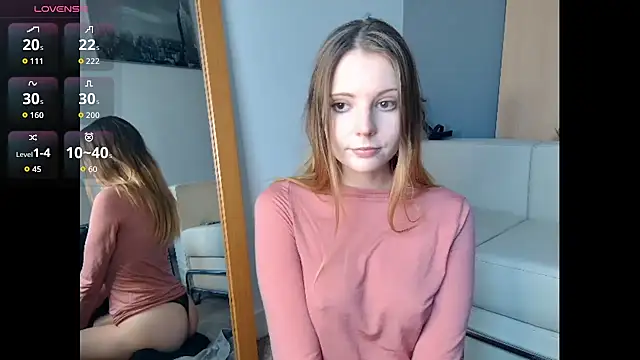 Snapshot of Frosty_Princess chatting on 11, 11, 2025 Frosty Princess online show from 11, 11, 2025