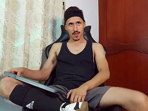 HomeAloneK online show from 24, 4, 2026