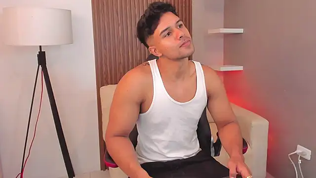 Snapshot of liam_collins21 chatting on 1, 2, 2025 liam collins21 online show from 1, 2, 2025