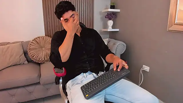 Snapshot of liam_collins21 chatting on 1, 3, 2025 liam collins21 online show from 1, 3, 2025