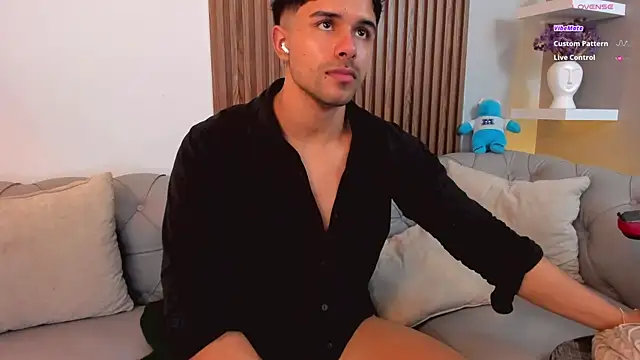 Snapshot of liam_collins21 chatting on 1, 3, 2025 liam collins21 online show from 1, 3, 2025