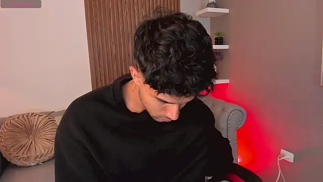 Snapshot of liam_collins21 chatting on 11, 3, 2025 liam collins21 online show from 11, 3, 2025